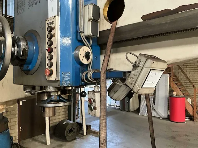 2006 xiangshan z3080x25 radiaalboormachine - afbeelding 15 van  17