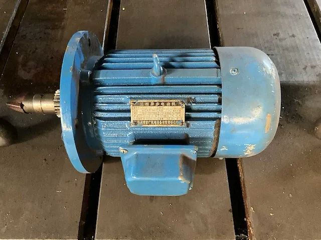 2006 xiangshan z3080x25 radiaalboormachine - afbeelding 17 van  17