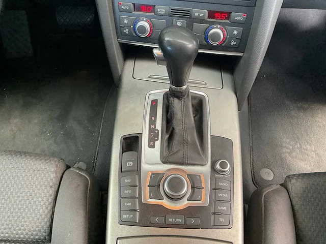 2007 - audi - a6 avant - 2.0 tfsi pro line - personenauto - afbeelding 2 van  17