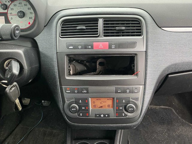 2007 - fiat - grande punto - 1.4-16v sport - personenauto - afbeelding 11 van  12