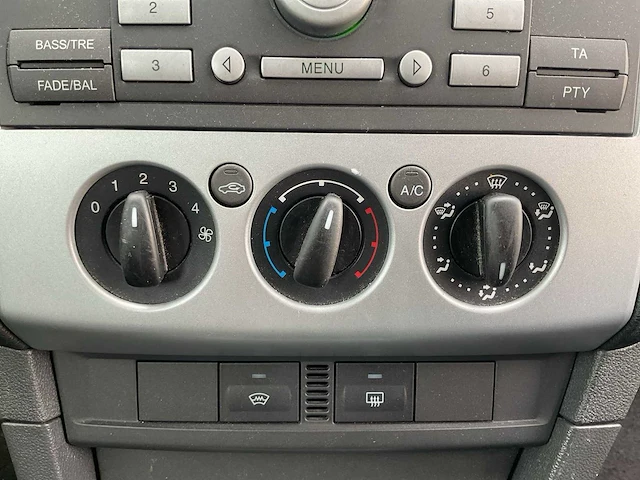 2007 - ford - focus wagon - 1.6-16v futura - personenauto - afbeelding 2 van  15