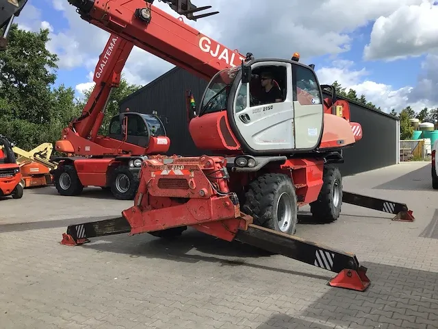 2007 - manitou - mrt2150 privelege - roterende verreiker - afbeelding 12 van  48
