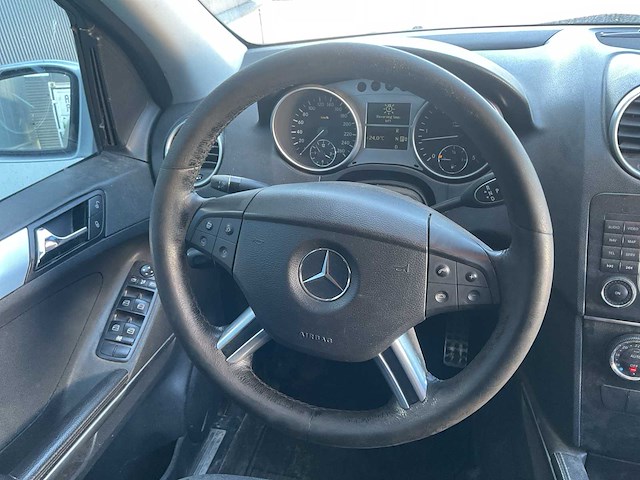 2007 - mercedes-benz - ml 320 - bedrijfswagen - afbeelding 10 van  15