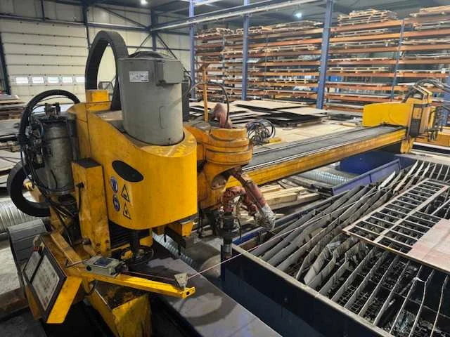 2007 - mg12001.35ggprb - microstep cnc 3d plasma autogeen boor en tap machine - afbeelding 6 van  29