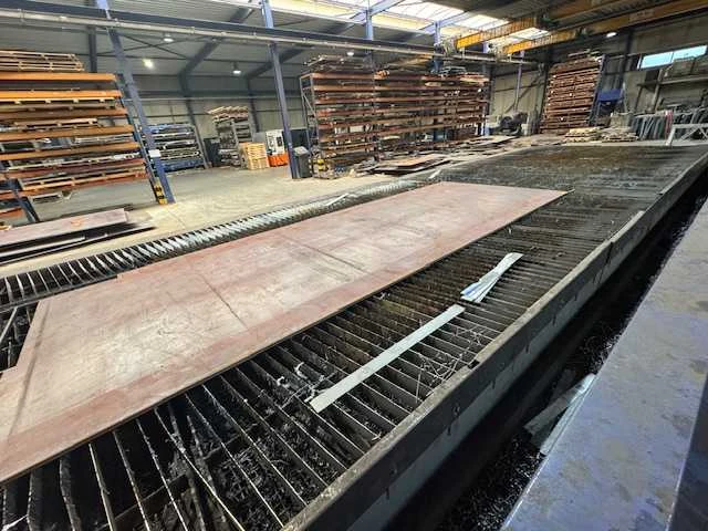 2007 - mg12001.35ggprb - microstep cnc 3d plasma autogeen boor en tap machine - afbeelding 10 van  29