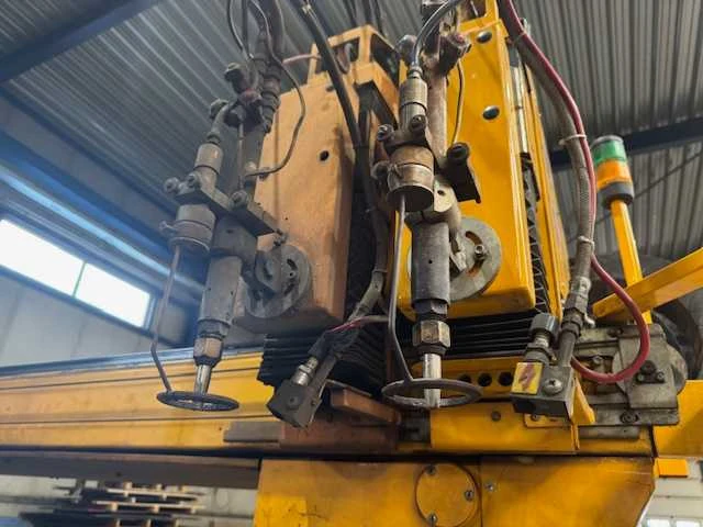 2007 - mg12001.35ggprb - microstep cnc 3d plasma autogeen boor en tap machine - afbeelding 14 van  29