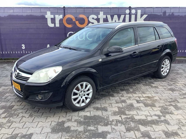 2007 - opel - astra wagon - 1.6 temptation - personenauto - afbeelding 1 van  15