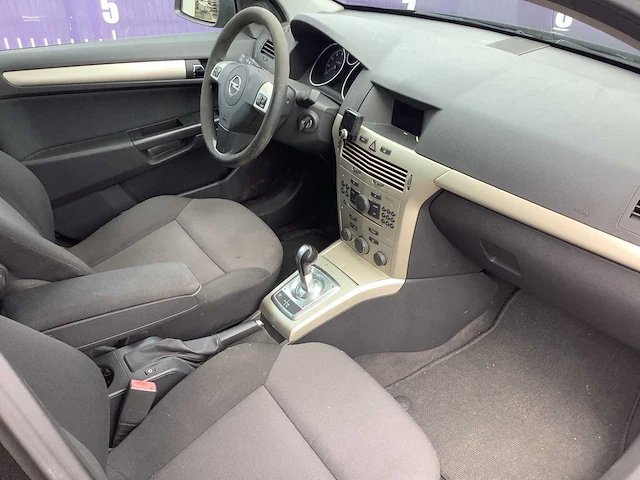 2007 - opel - astra wagon - 1.6 temptation - personenauto - afbeelding 11 van  15