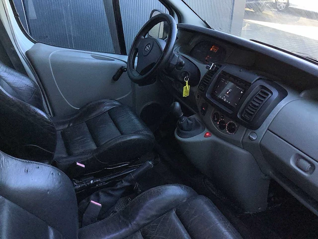 2007 - opel - vivaro-2 2.0cdti/66kw-e4 2.7t l1h1 camper/kampeerwagen - afbeelding 16 van  16