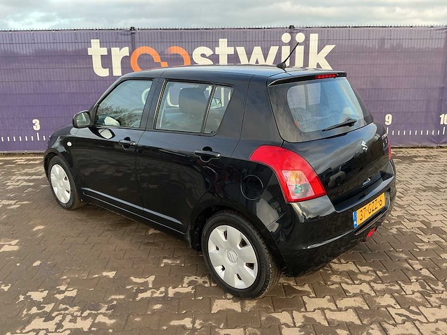 2007 - suzuki - swift - 1.3 ga - personenauto - afbeelding 7 van  13