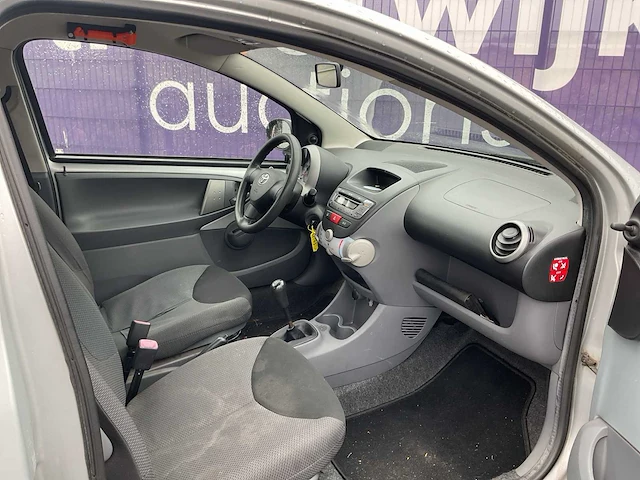 2007 - toyota - aygo - 1.0-12v - personenauto - afbeelding 7 van  11