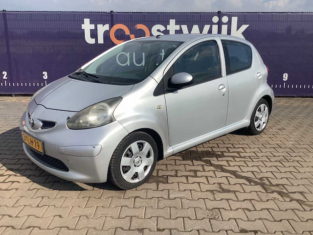 2007 - toyota - aygo - 1.0-12v - personenauto - afbeelding 1 van  12
