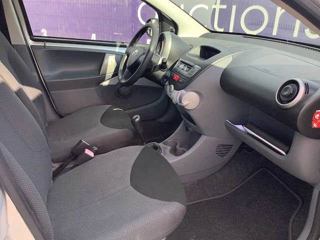 2007 - toyota - aygo - 1.0-12v - personenauto - afbeelding 8 van  12