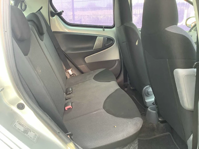 2007 - toyota - aygo - 1.0-12v - personenauto - afbeelding 10 van  12