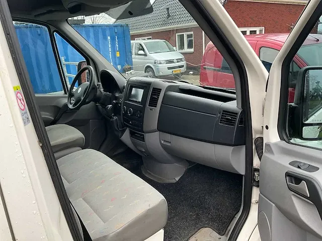 2007 - volkswagen - crafter 2,5 tdi l2 h2 - bedrijfswagen - afbeelding 16 van  18