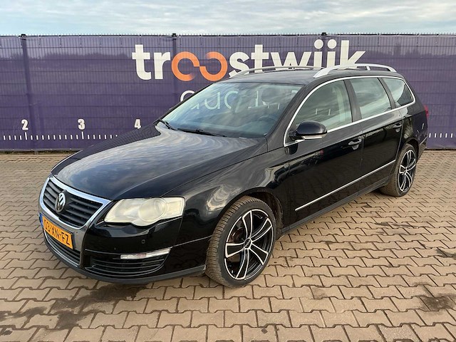 2007 - volkswagen - passat variant - 2.0 fsi comfortl.bns - personenauto - afbeelding 1 van  12