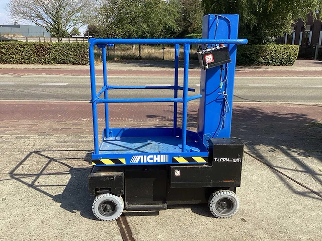 2007 aichi sv04b hoogwerker - afbeelding 1 van  6
