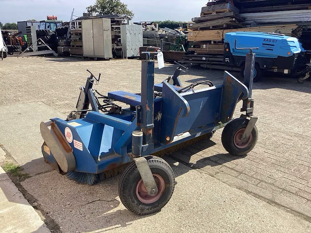 2007 ap vhg 2000ho/hbt/vs1/sl straatveegmachine - afbeelding 2 van  9