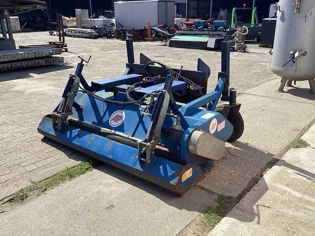 2007 ap vhg 2000ho/hbt/vs1/sl straatveegmachine - afbeelding 3 van  9