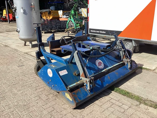 2007 ap vhg 2000ho/hbt/vs1/sl straatveegmachine - afbeelding 4 van  9