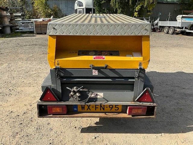 2007 atlas copco xas5700 mobiele compressor - afbeelding 13 van  16