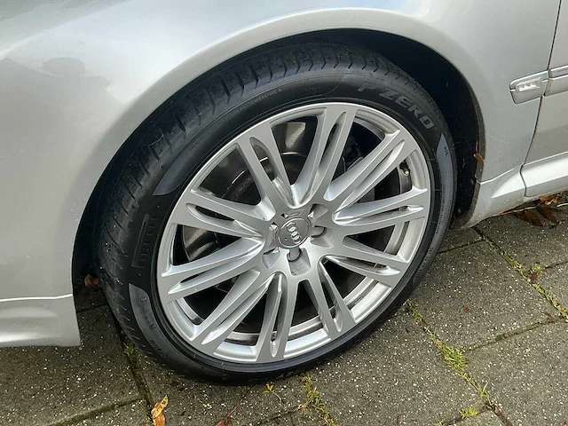 2007 audi s8 v10 personenauto 08-khg-2 - afbeelding 16 van  69