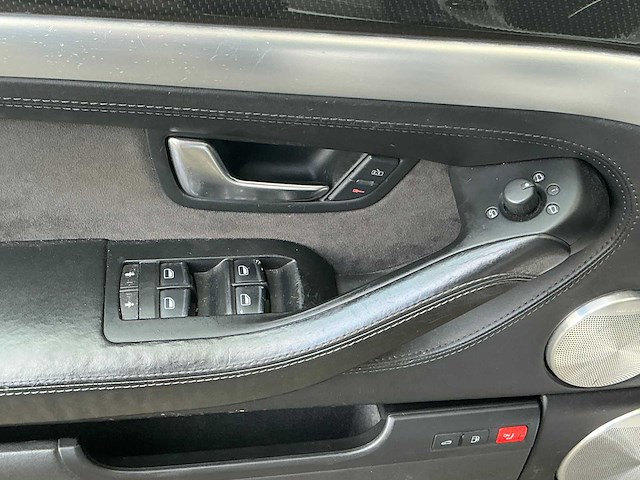 2007 audi s8 v10 personenauto 08-khg-2 - afbeelding 31 van  69