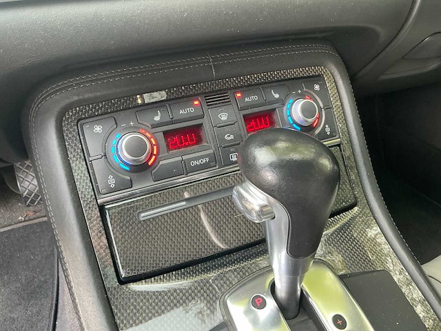 2007 audi s8 v10 personenauto 08-khg-2 - afbeelding 41 van  69