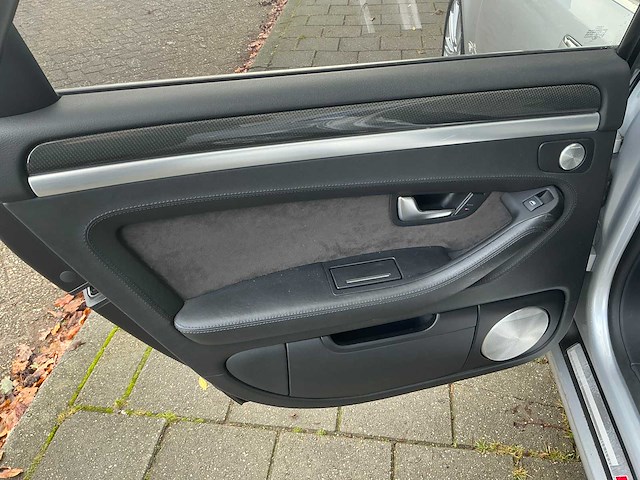 2007 audi s8 v10 personenauto 08-khg-2 - afbeelding 51 van  69