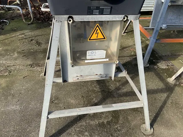 2007 bos elektro medium stroomverdeelkast - afbeelding 2 van  5