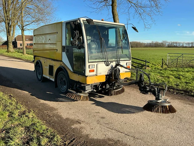 2007 bucher citycat 5000 straatveegmachine - afbeelding 12 van  47