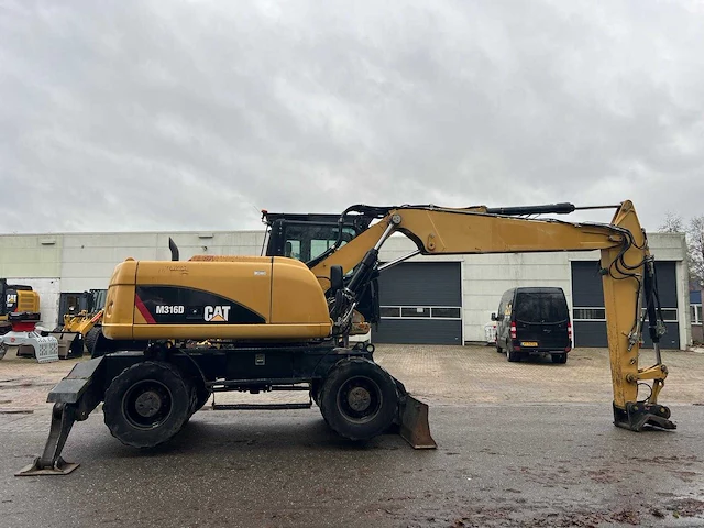 2007 caterpillar m316d banden graafmachine - afbeelding 16 van  21
