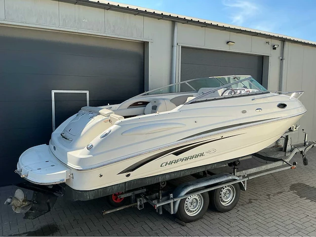 2007 chaparral 215 ssi speedboot - afbeelding 30 van  32