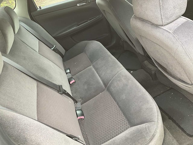 2007 chevrolet sedan impala ls flexfuel personenauto - afbeelding 12 van  19