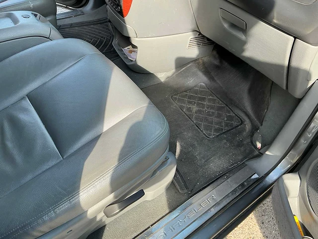 2007 chrysler grand voyager personenauto - afbeelding 41 van  45