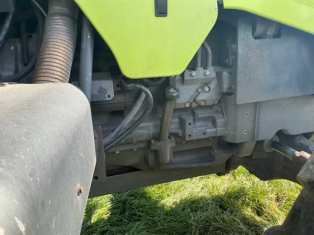 2007 claas ares 557 atz vierwielaangedreven landbouwtractor - afbeelding 17 van  33