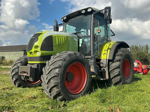 2007 claas ares 557 atz vierwielaangedreven landbouwtractor - afbeelding 1 van  33