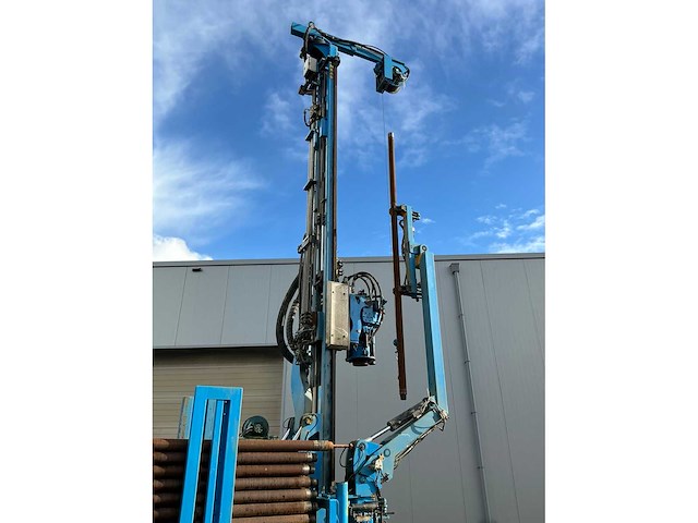 2007 coperus chb3000 d63 verticale rupsboorinstallatie - afbeelding 24 van  24