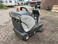 2007 dibo 1050e zelfrijdende veegmachine - afbeelding 4 van  10