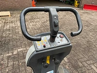 2007 dibo 1050e zelfrijdende veegmachine - afbeelding 8 van  10