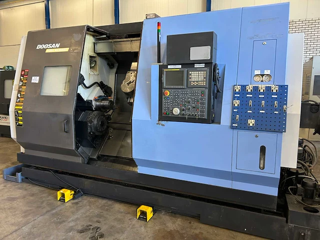 2007 doosan puma mx2000st cnc draaibank - afbeelding 3 van  19