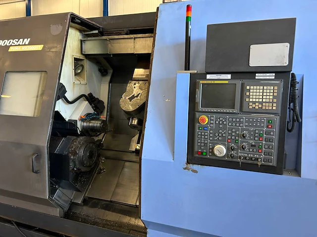 2007 doosan puma mx2000st cnc draaibank - afbeelding 4 van  19