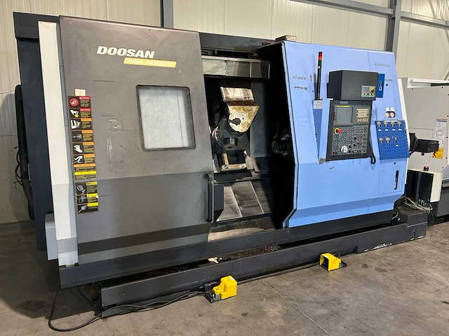 2007 doosan puma mx2000st cnc draaibank - afbeelding 1 van  18