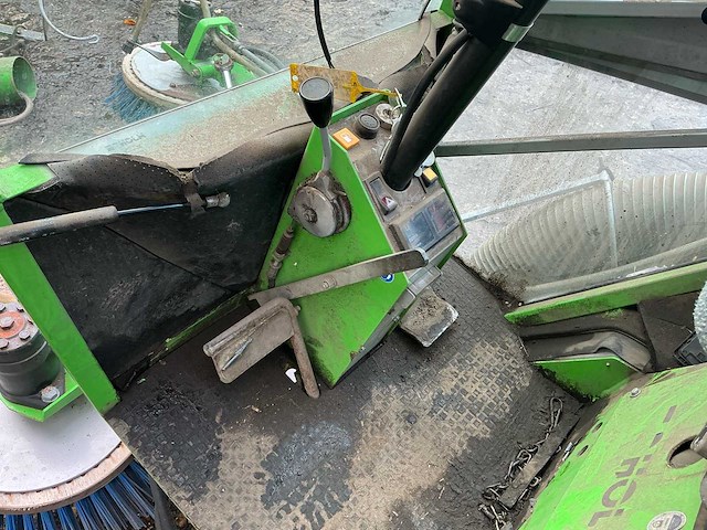 2007 egholm 2100 veegmachine - afbeelding 25 van  38