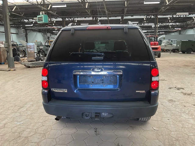 2007 ford explorer rsc personenauto - afbeelding 13 van  16