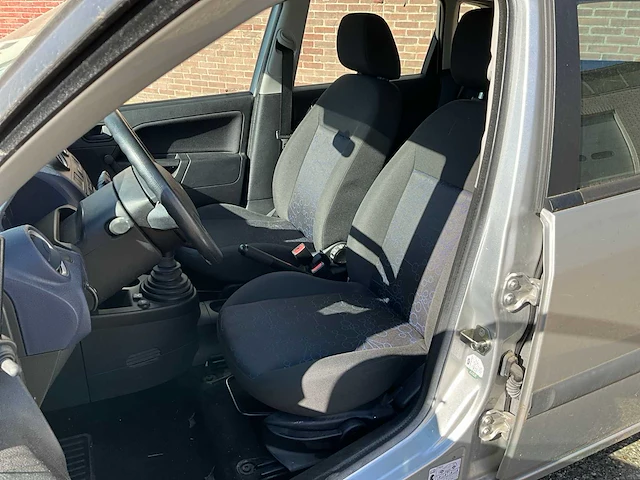 2007 ford fiesta personenauto - afbeelding 6 van  27
