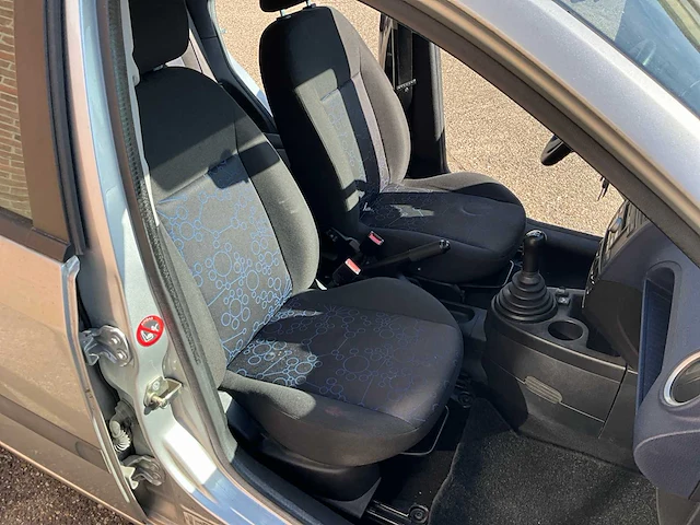2007 ford fiesta personenauto - afbeelding 14 van  27