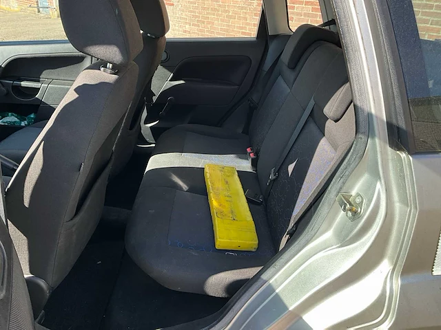 2007 ford fiesta personenauto - afbeelding 17 van  27