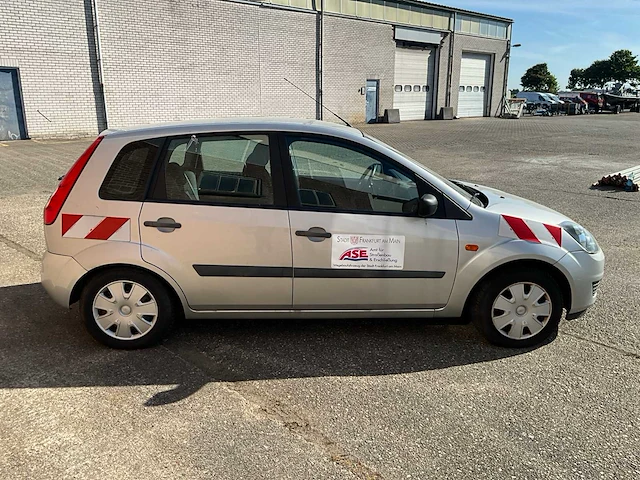 2007 ford fiesta personenauto - afbeelding 22 van  27