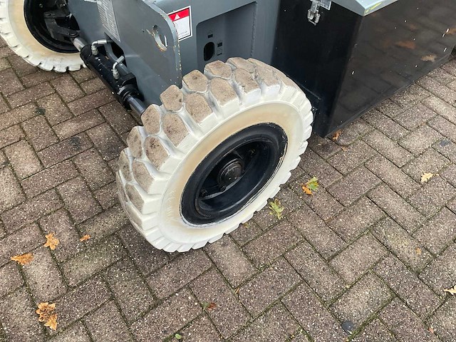 2007 haulotte ha12ip hoogwerker - afbeelding 3 van  15